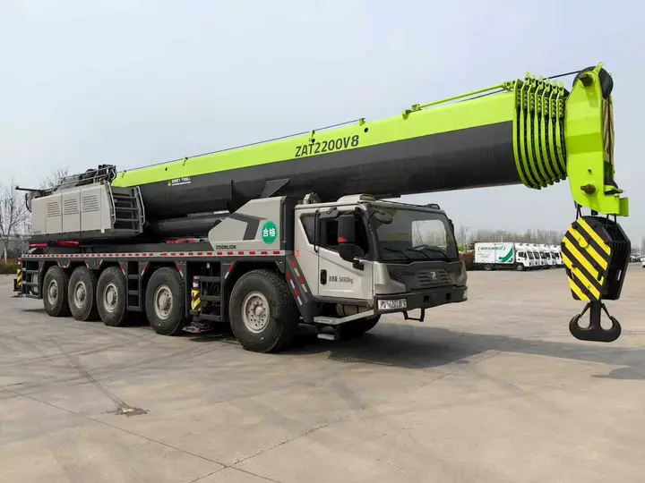 Mobile Crane Hire on a Liftr job