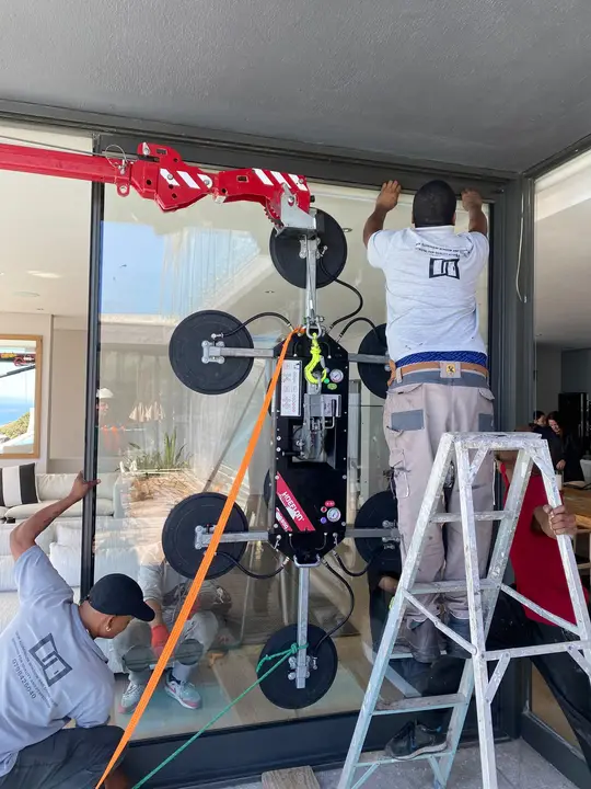 Glass & Glazing Installs on a Liftr job